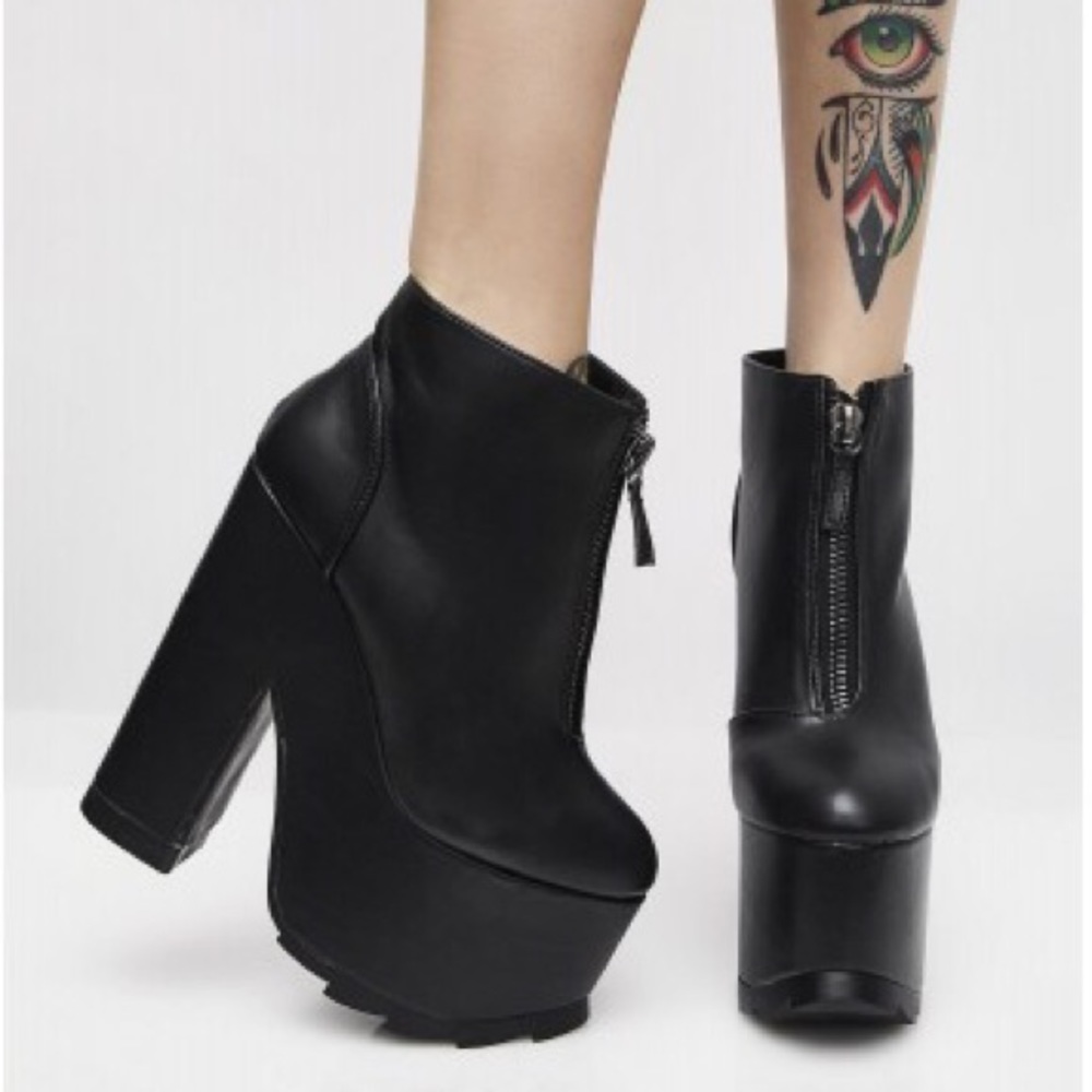 YRU NIGHTMARE PLATFORM BOOTIES
